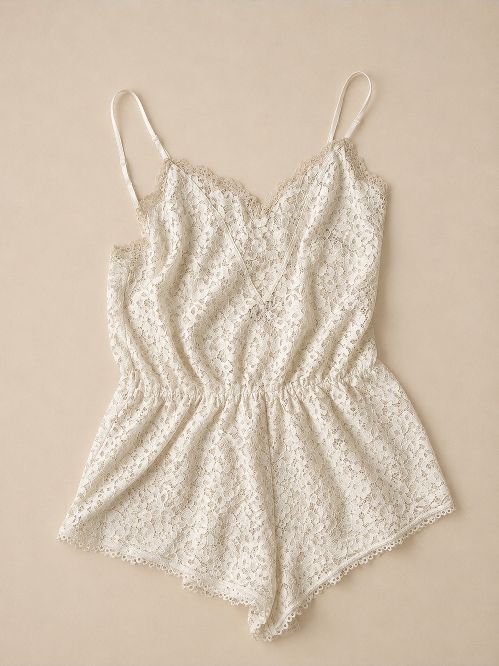 VICTORIA'S SECRET LACE TRIM ROMPER SLEEPWEAR CREAM SIZE SMALL